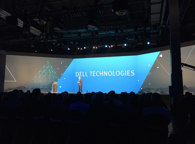 Dell Technologies Said to Cut at Least 2000 Jobs After EMC Deal