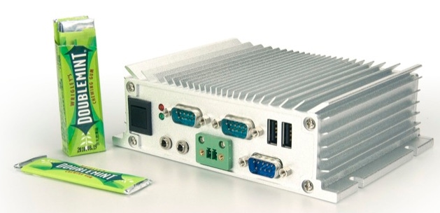 AMOS-3001: An Industrial PC for Digital Signage, Thin Clients?