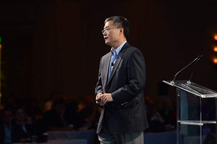 Synnex CEO Kevin Murai addressing an audience on Synnex products