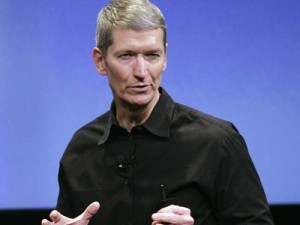 Apple COO Tim Cook: No Plans to Become HP CEO