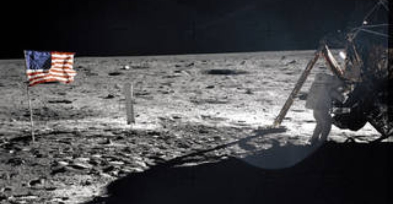 NASA moon landing photo, July 20, 1969.png