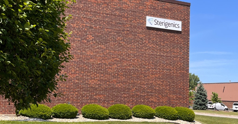 Photo of Sterigenics facility in Willowbrook, IL that uses ethylene oxide (also known as EtO, or EO) for medical device