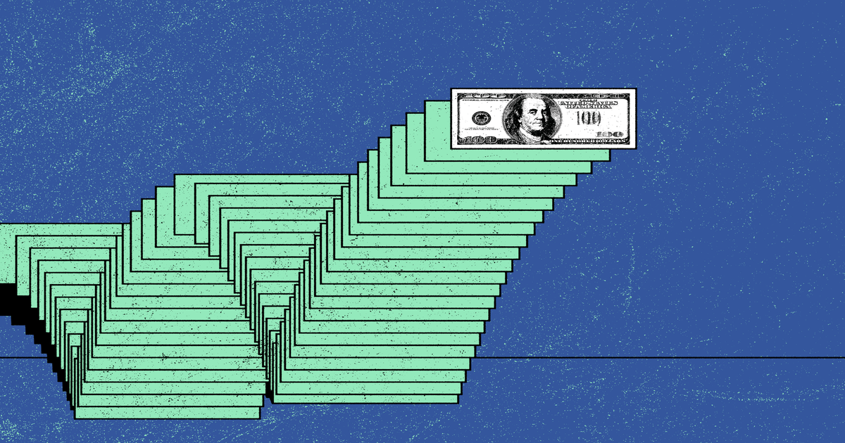 Medtech Salary Survey: Hybrid Workers Earn the Most in 2026