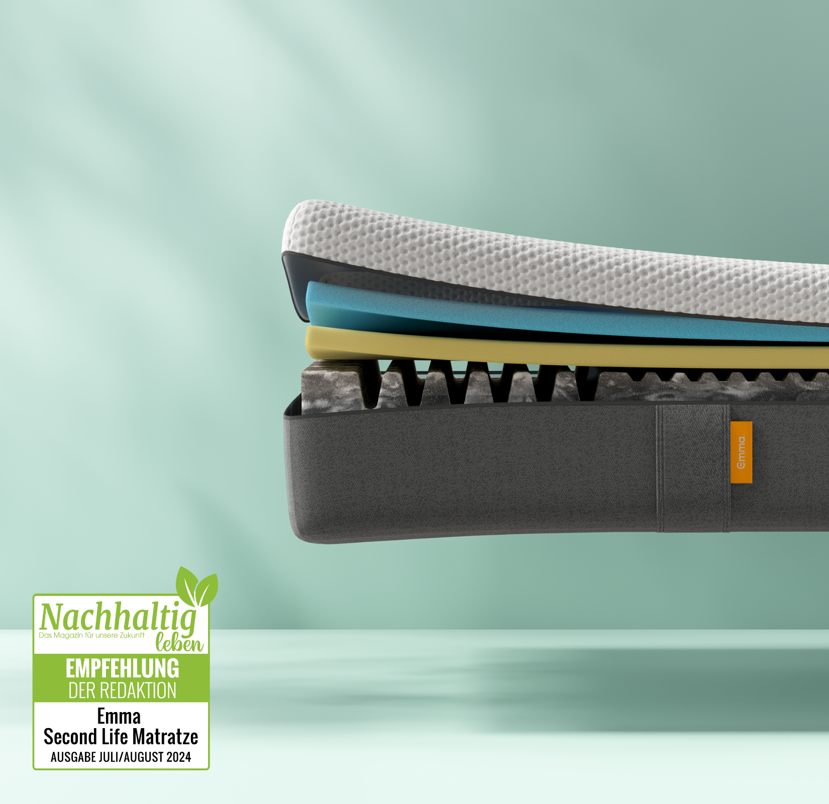 Nachhaltige Emma Flip Matratze mit sichtbaren Schichten und Nachhaltig Siegel.