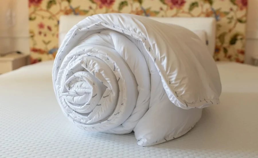 Piumino_letto_quali_caratteristiche_dovrebbe_avere.webp