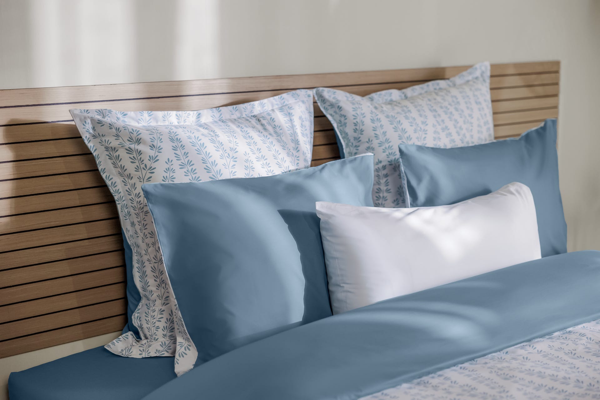 Large-Floral & Celeste Blue-2U4A8613.png