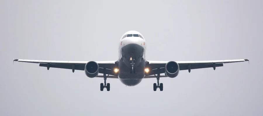 Emma_materasso_Jet_Lag_rimedi_per_superarlo_e_tornare_a_dormire_bene.webp