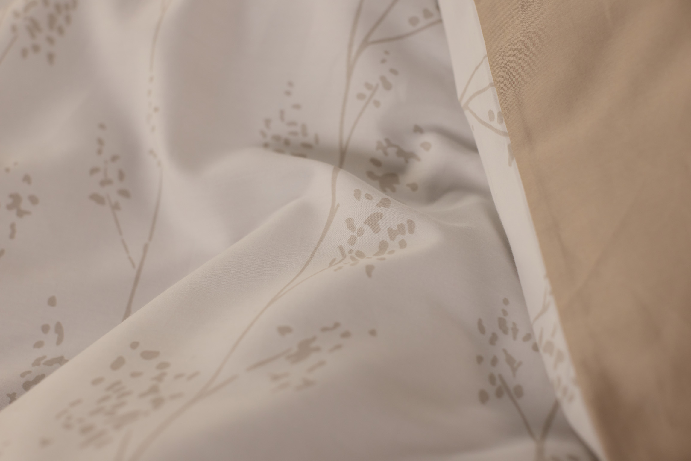 FloralTree&Beige_Sateen_Gallery (6).jpg