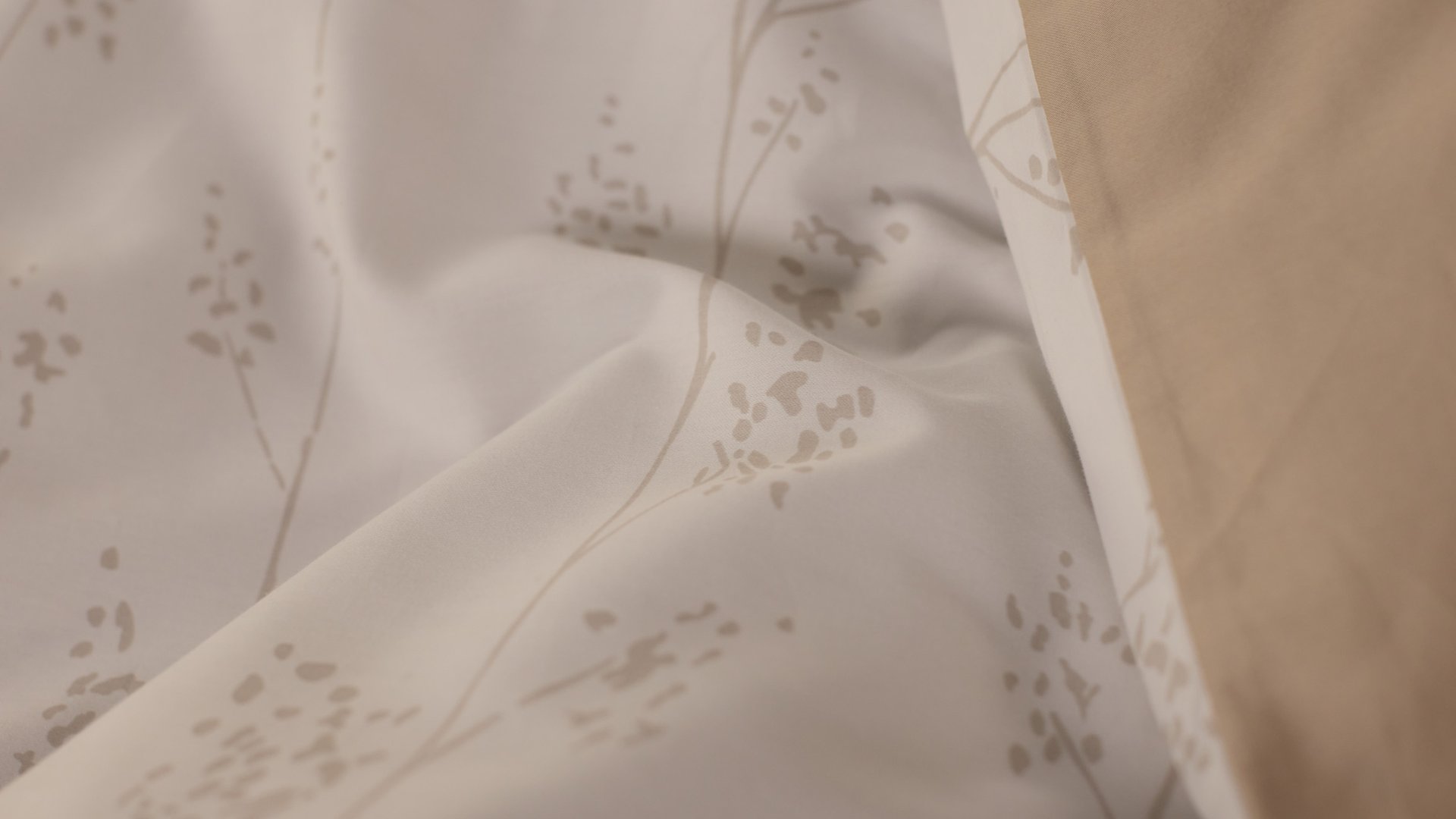 FloralTree&Beige_Sateen_Gallery (6).jpg