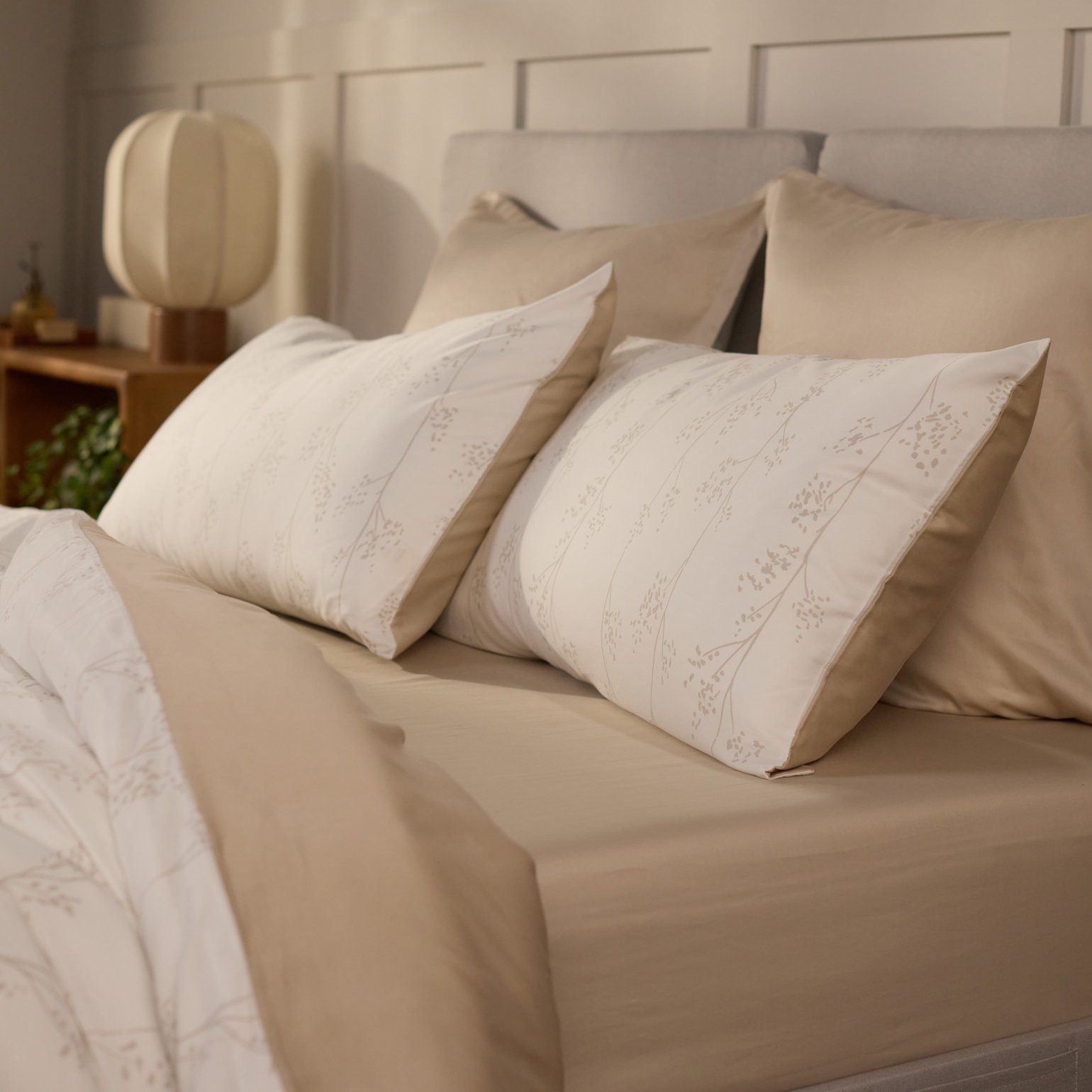 FloralTree&Beige_Sateen_Gallery (5).jpg