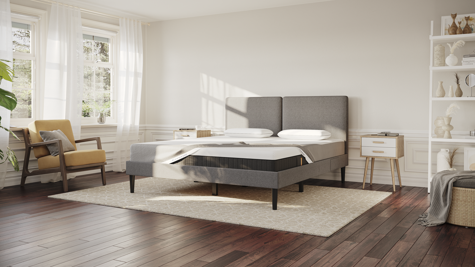 Emma Schlafset mit Boxspringbett, Matratzenschöner und Kissen in modernem Schlafzimmer.