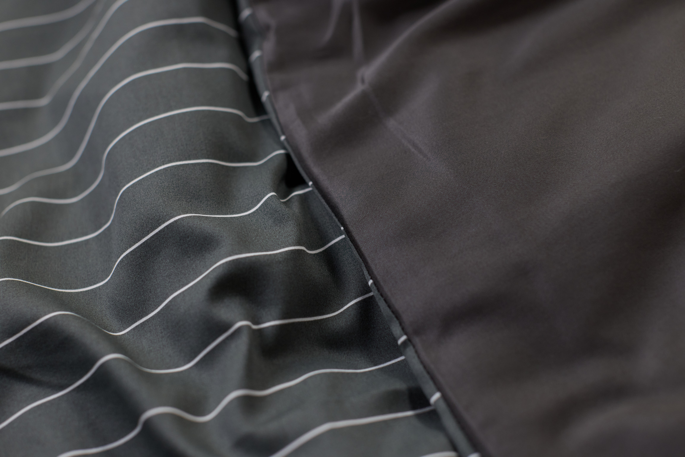 Drak&GrayStripes_Sateen_Gallery (5).jpg