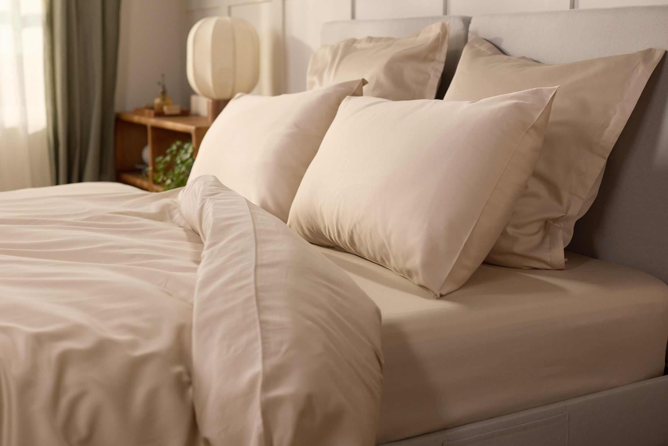 Beige_Sateen_Gallery (4).jpg