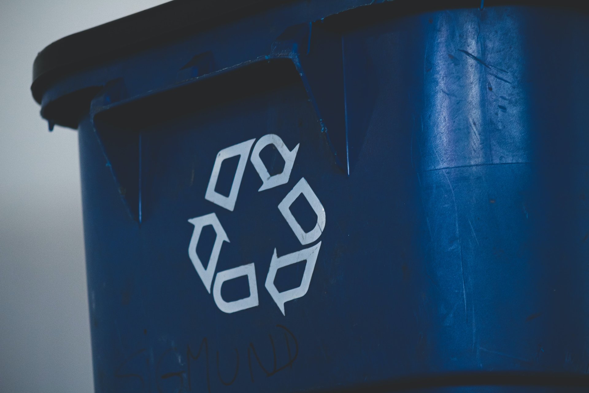 recycler-matelas-emma-sigmund-aI4RJ--Mw4I-unsplash.jpg