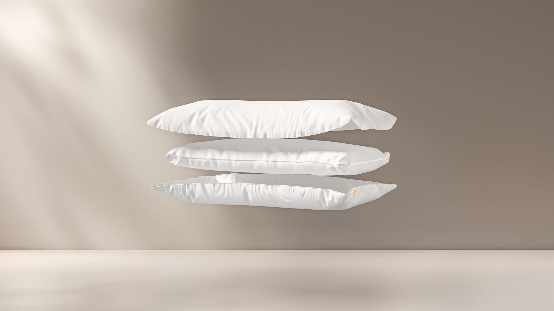 almohada microfibra blanca por capas sobre fondo gris