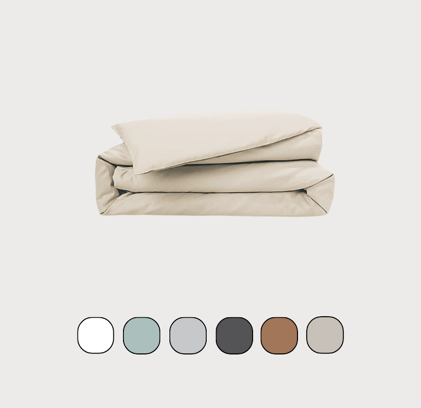 Housse de couette pliée avec échantillon de couleurs.