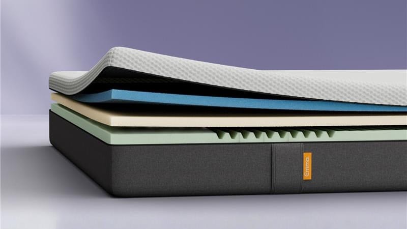 Colchão Emma Original com suas 3 camadas e capa visíveis