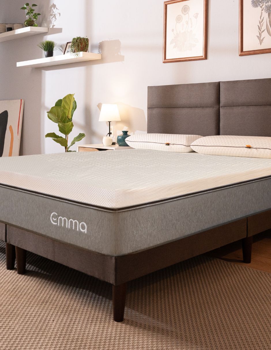 El colchón Hybrid Elite combina lo mejor de la tecnología híbrida para ofrecer un soporte y un descanso fresco toda la noche. Perfecto para quienes buscan un descanso profundo y comodo.