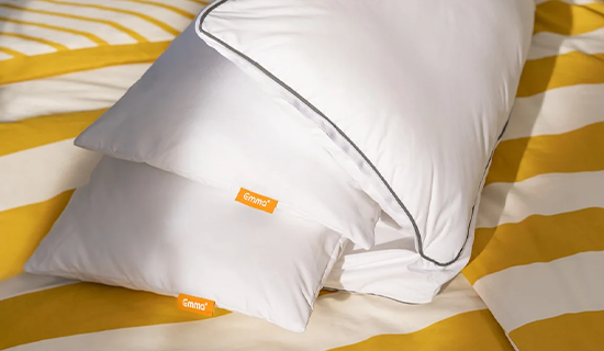 Travesseiro Emma Comfort Light Emma: Conforto acessível (50x70cm) :  : Casa