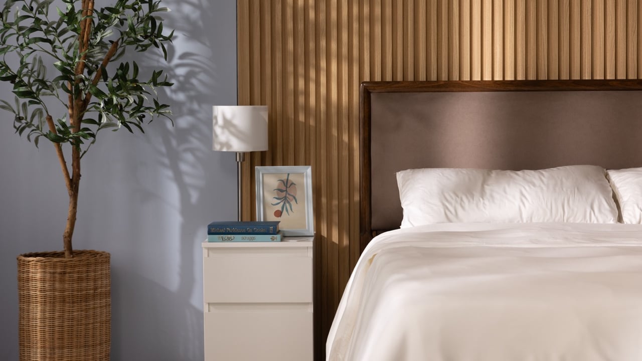 AU2024_RosewoodBed_Mood4_Large.jpeg