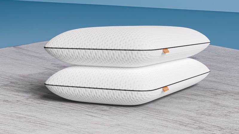 Emma-FoamPillow2-mood-Upsell_825x800.png