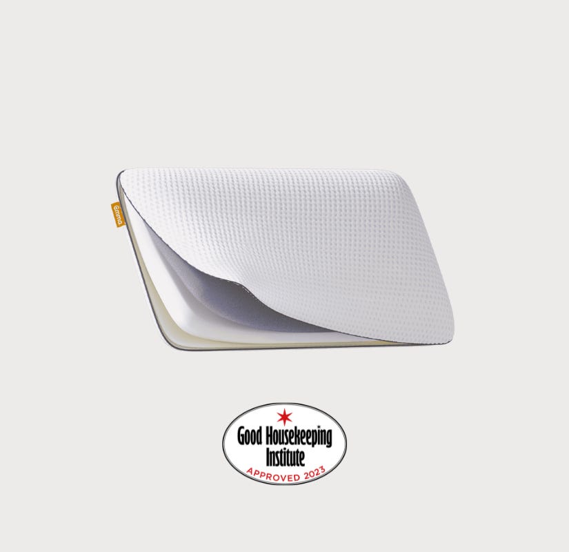 Emma Premium Foam Pillow - Ergonomic support and temperature regulation.
