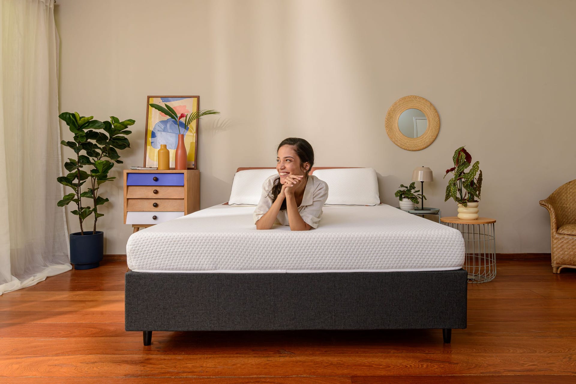 BR_Cama-Box-Emma-Cinza-Escuro_Quarto-moça.jpg