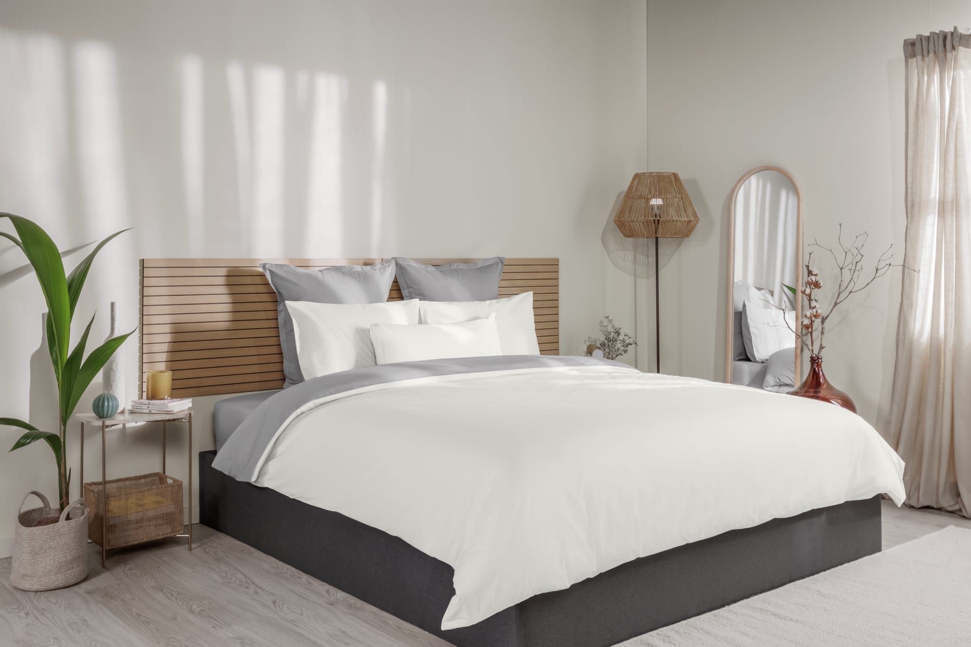 White_grey_Percale_(7).png
