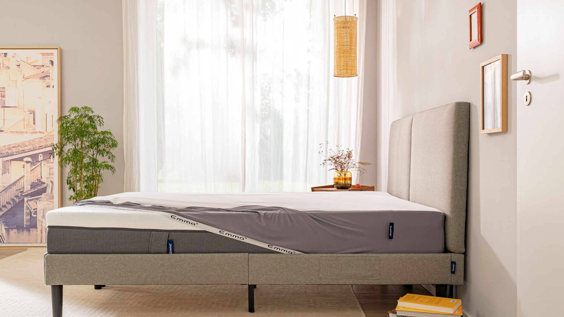 Emma Mattress Protector - waterproof.