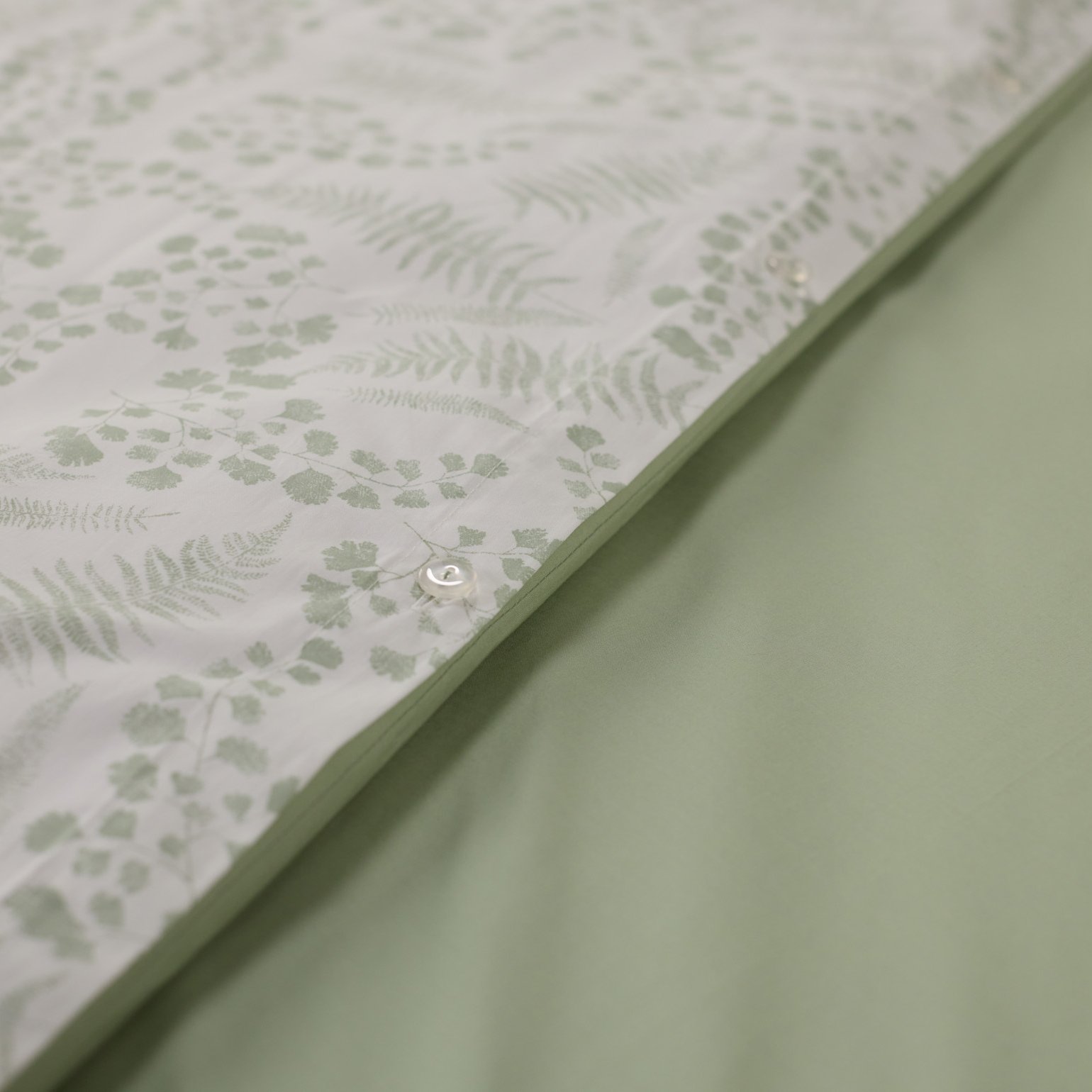 Eucalyptus_Flowers_Percale_Gallery (1).jpg