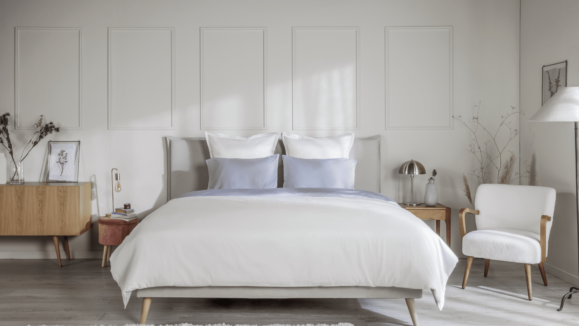 Grey_green_-_bone_white_Satin.png
