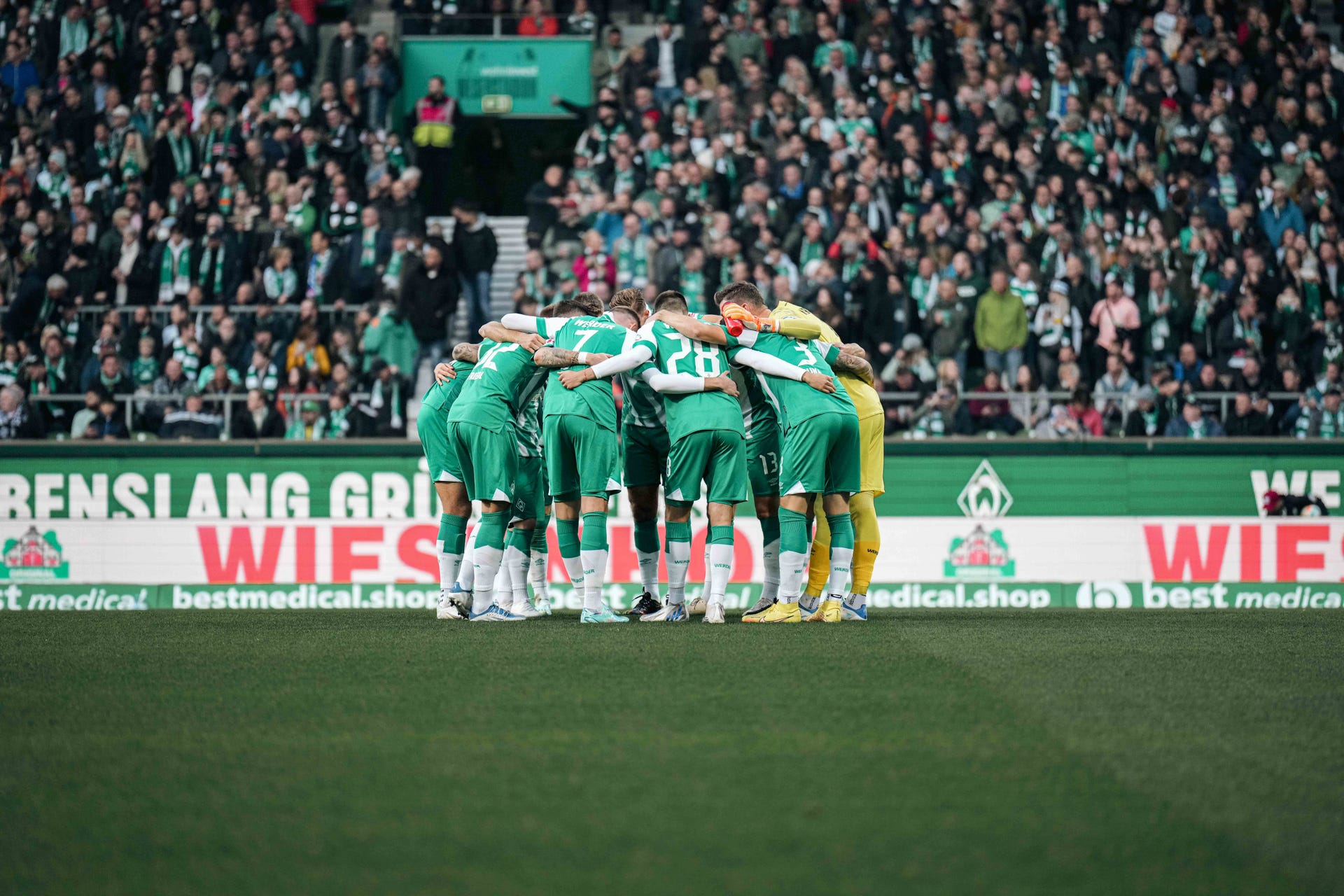 2_Success_Case_Story_Image_1_Werder_Bremen_Team.jpg