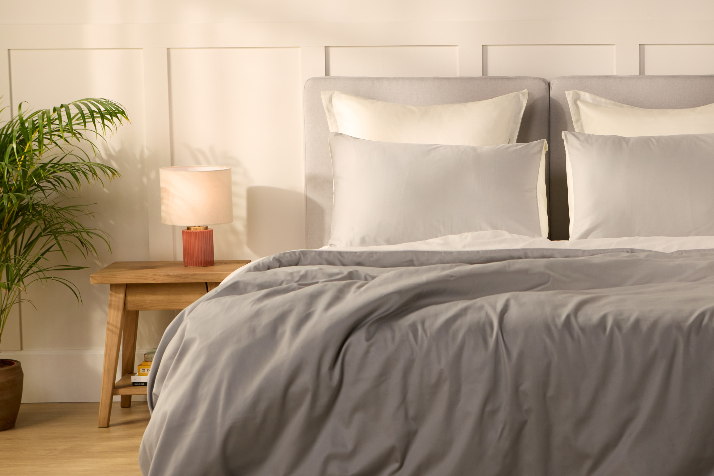 LightGrey_&_BoneWhite_Sateen_Gallery (2).jpg