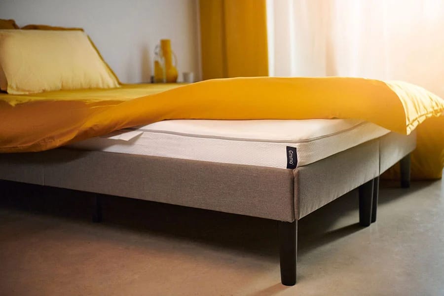 nettoyer l'urine sur un matelas