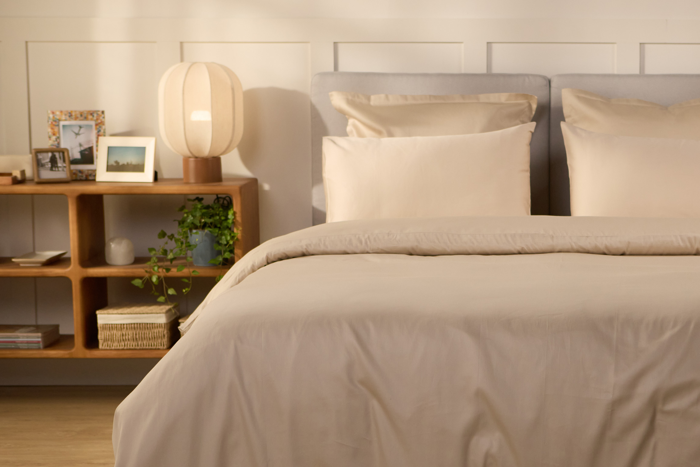 Beige_Sateen_Gallery (2).jpg