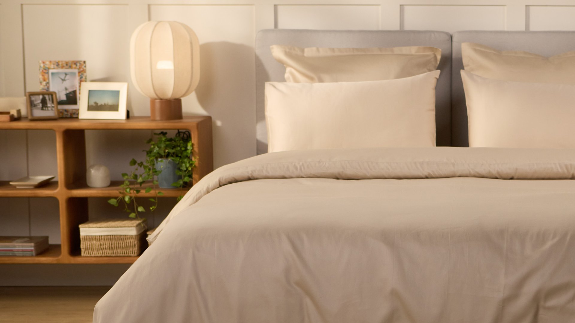 Beige_Sateen_Gallery (2).jpg