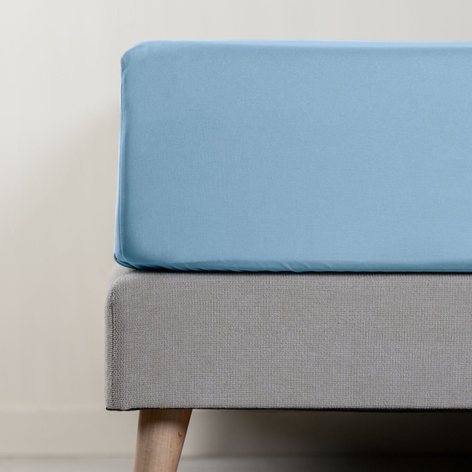 PERCALE_BLUE_FITTED_SHEET_(1).jpg