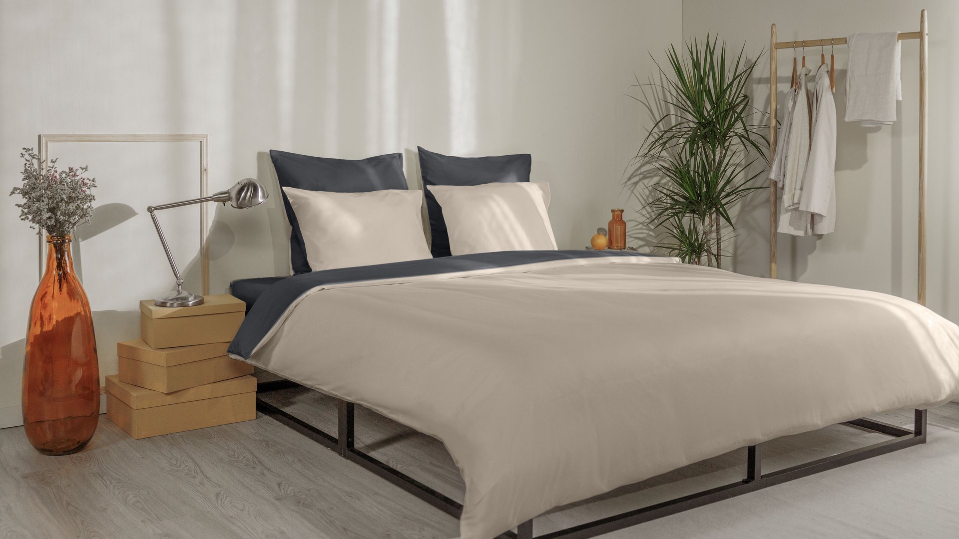 COTTON_BEIGE_DARKGREY_FRONTVIEW_V2.jpg