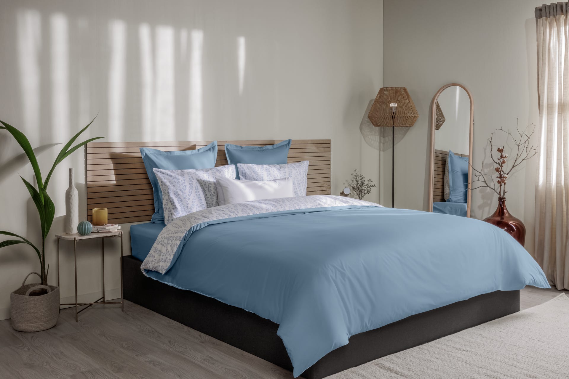 Large-Floral & Celeste Blue-2U4A8711.png