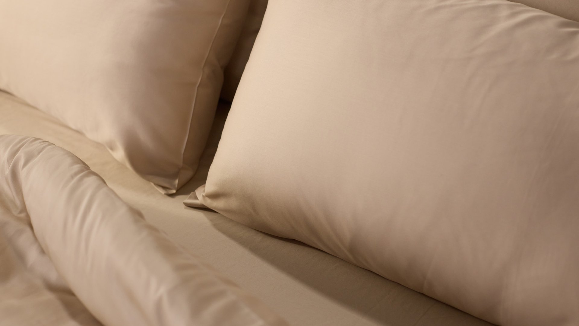 Beige_Sateen_Gallery (3).jpg