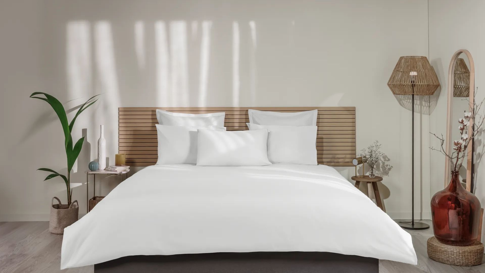 PERCALE_WHITE_frontview.webp