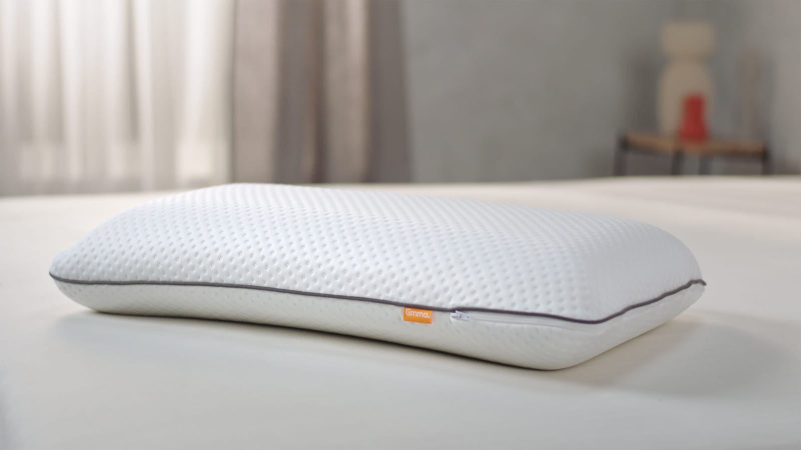 Medium-B2_-_B_-_ORIGINAL_PILLOW_-_EDIT-S0.png