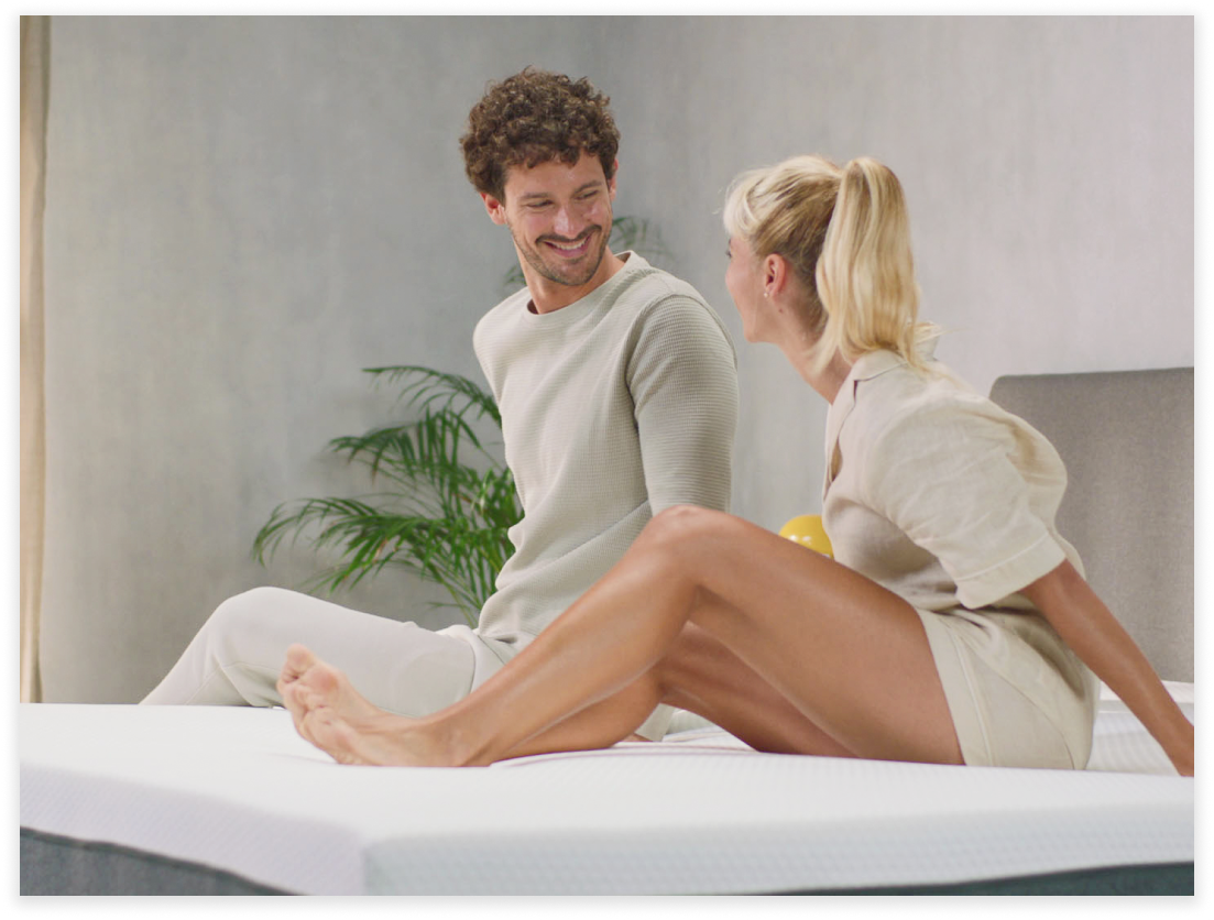 Enlever une tâche de sang sur son matelas : 10 astuces - Emm