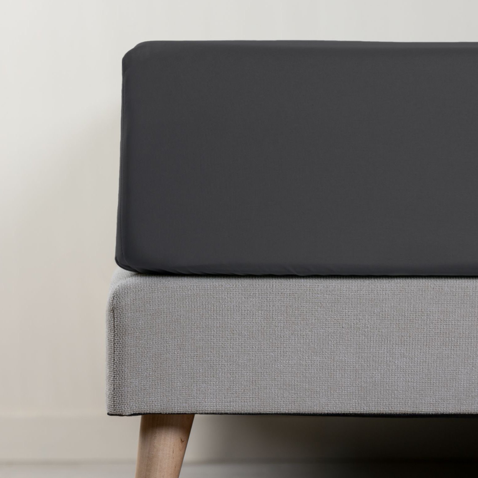 PERCALE_DARK_GREY_FITTED_SHEET.jpg