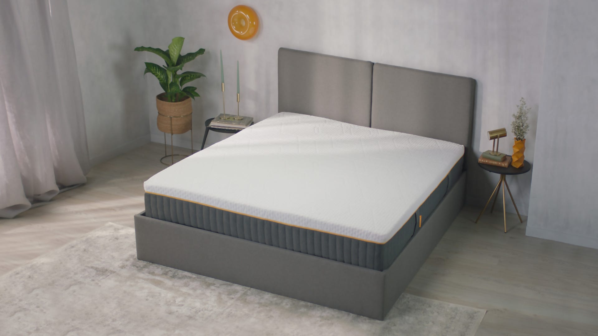 Explora cómo el colchón Emma AirGrid Elite se integra perfectamente en una recámara moderna, combinando diseño elegante y tecnología avanzada para un descanso inigualable. Este colchón ofrece soporte y confort excepcionales.