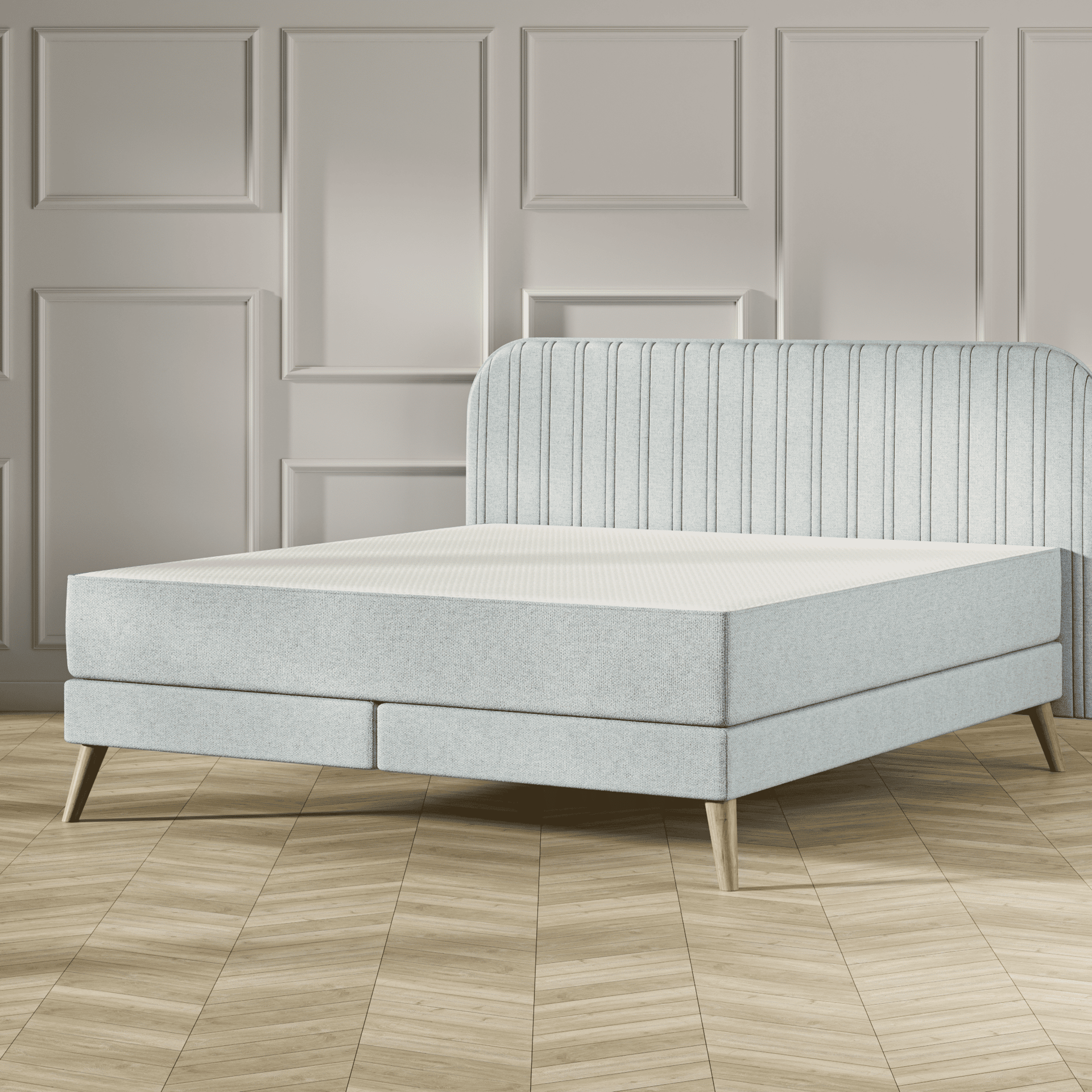 Emma Original Elite  Boxspring bed in mint groen, met gestreept hoofdbord en houten pootjes, geplaatst in een stijlvolle slaapkamer met houten vloer.