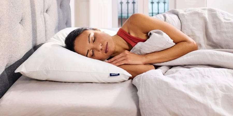 Emma_Scatti_nel_sonno_cosa_li_provoca_e_come_limitarli.webp