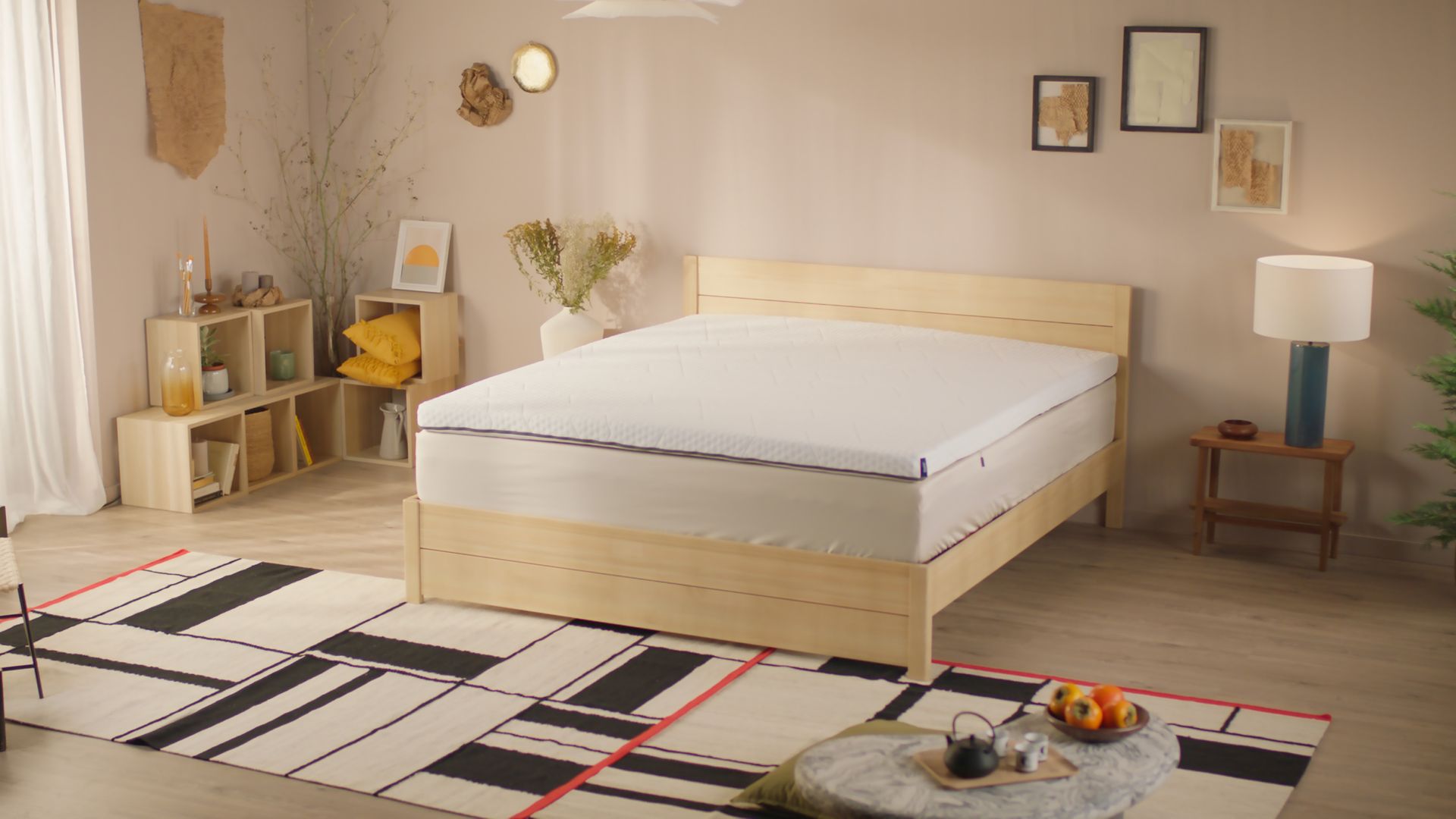 Aussehen des Topper auf dem Bett und der Matratze