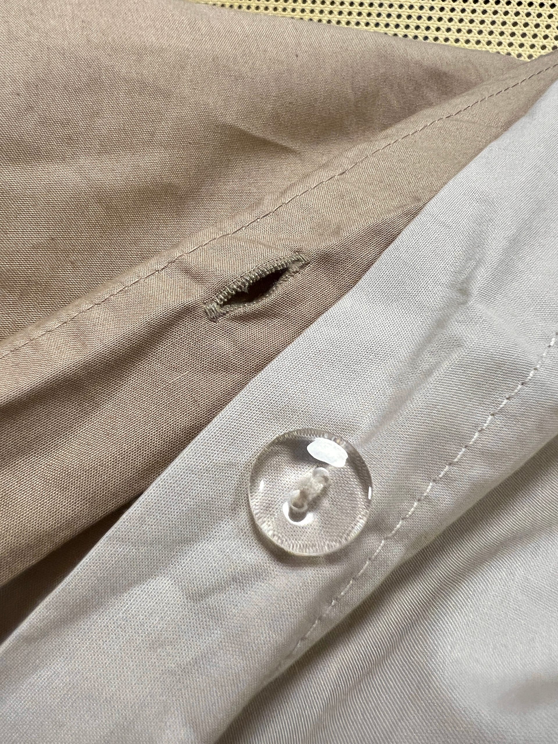 DE_TX_Classic_Beige_Buttons.jpeg