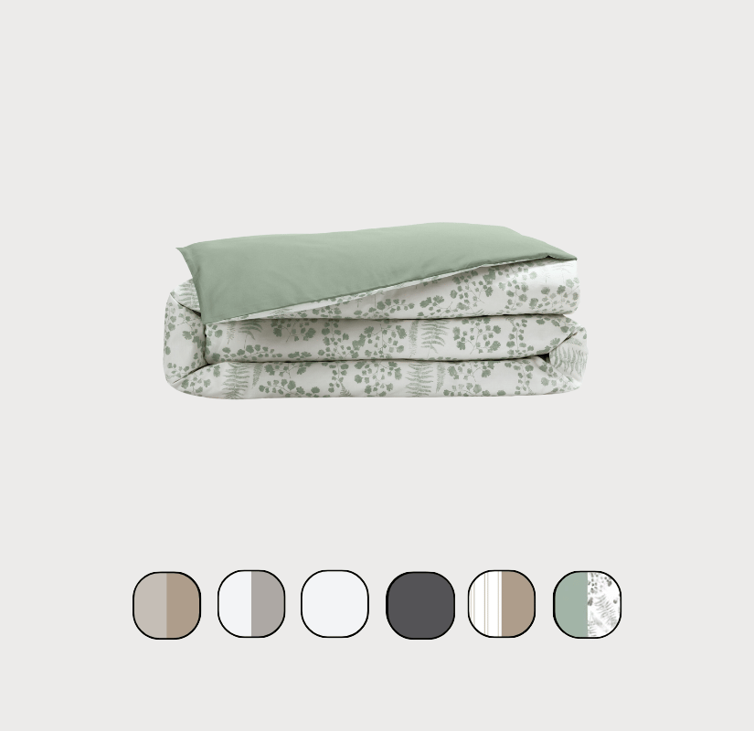 Housse de couette pliée avec échantillon de couleurs.